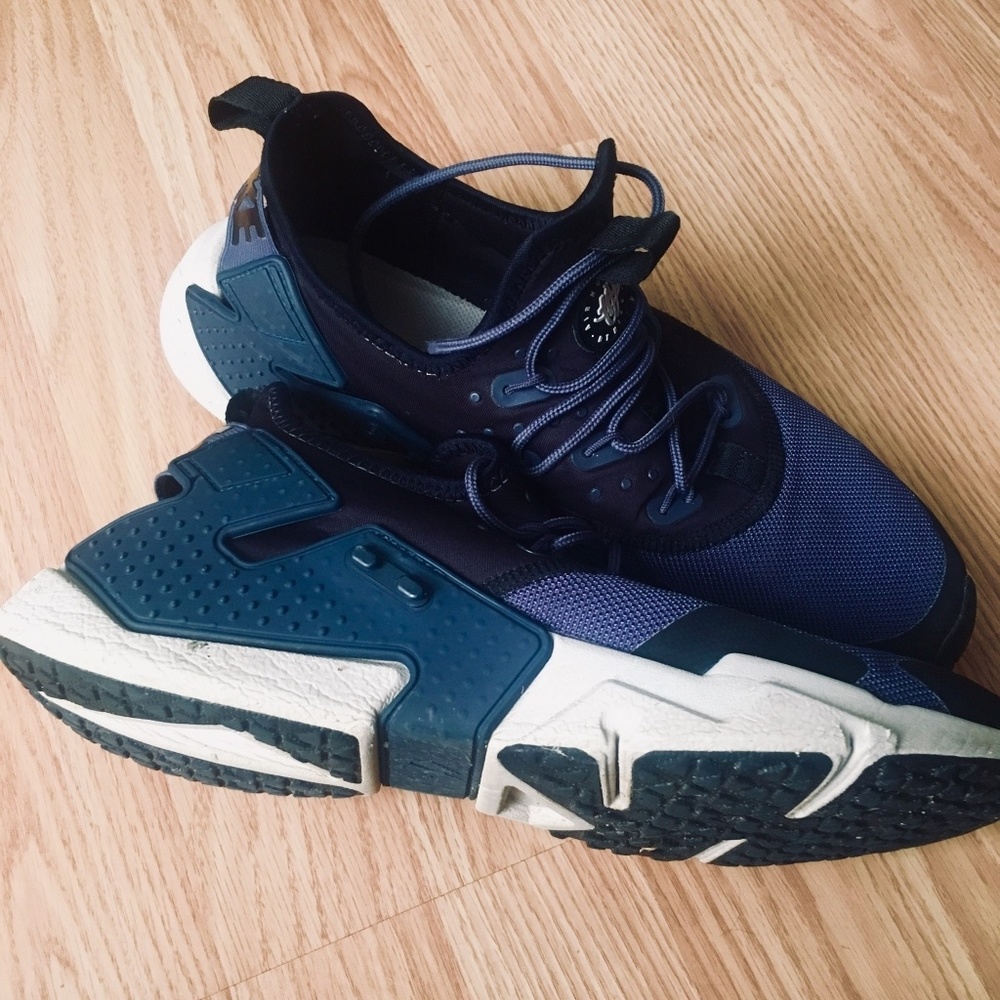 Nike Huarache Drift